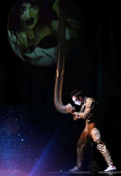 Спектакль "Выживут только Пилипенки или Present Perfect"